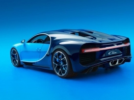 Bugatti Chiron: incarna il nuovo linguaggio stilistico della Bugatti, grazie alla combinazione (senza precedenti) di prestazioni, design esclusivo e comfort.